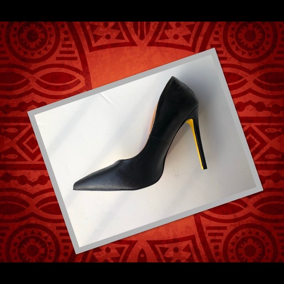 Women’s Custom Tribal Multi-Colored Pointy Heels - Picture 5 of 8